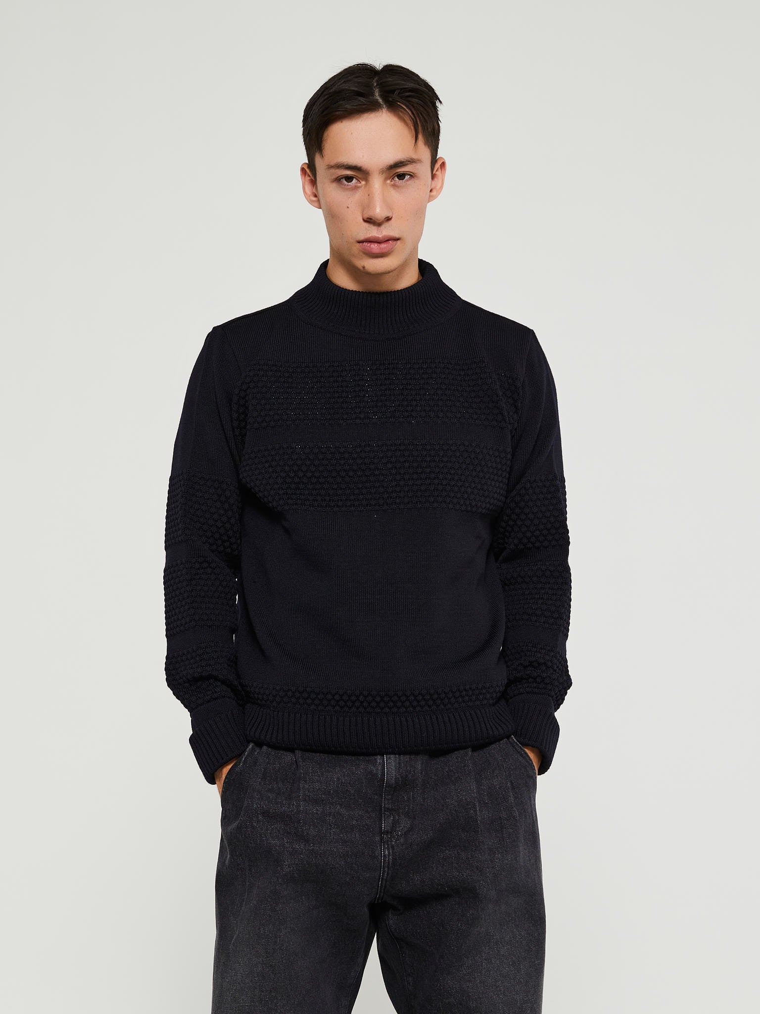 S.N.S. Herning - Fisherman II Sweater in Blue Navy