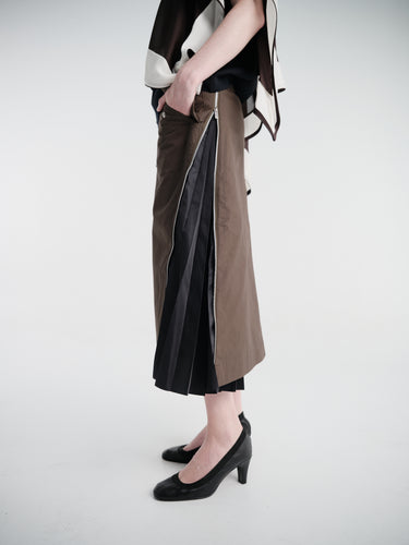 sacai - Cotton Weather Zip Skirt in Khaki and Navy