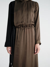 sacai - Crepe Back Satin X Satin Dress in Khaki×Black