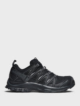 Salomon - XA PRO 3D Sneakers in Black, Black and Magnet