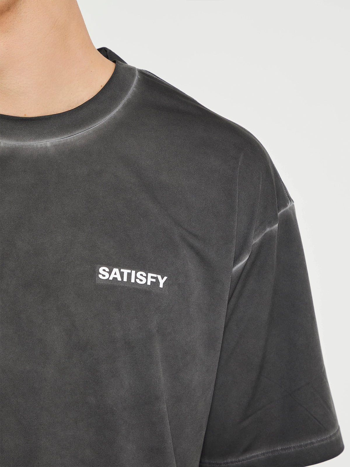 Satisfy - AuraLite T-Shirt in Pigment Black