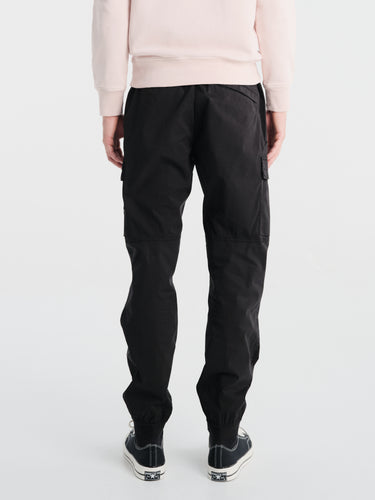 Stone Island - 3100031 Trousers in Black