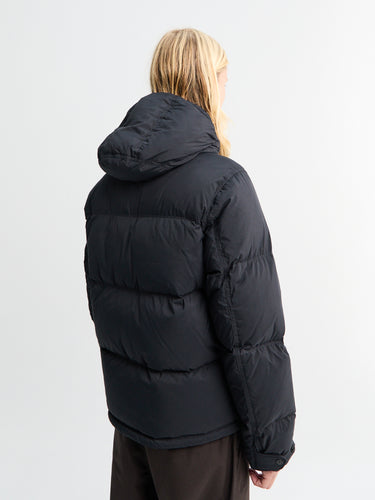 Stone Island - 4100019 Short Parka in Black