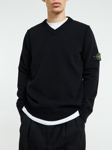 Stone Island - 5100033 V-Neck Jersey in Black