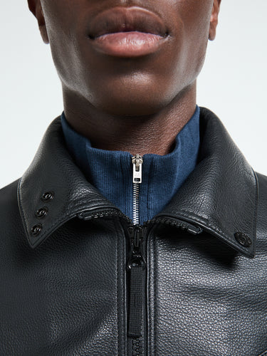 Stone Island - 0100002 Matt Grain Leather Coach jacket in Black