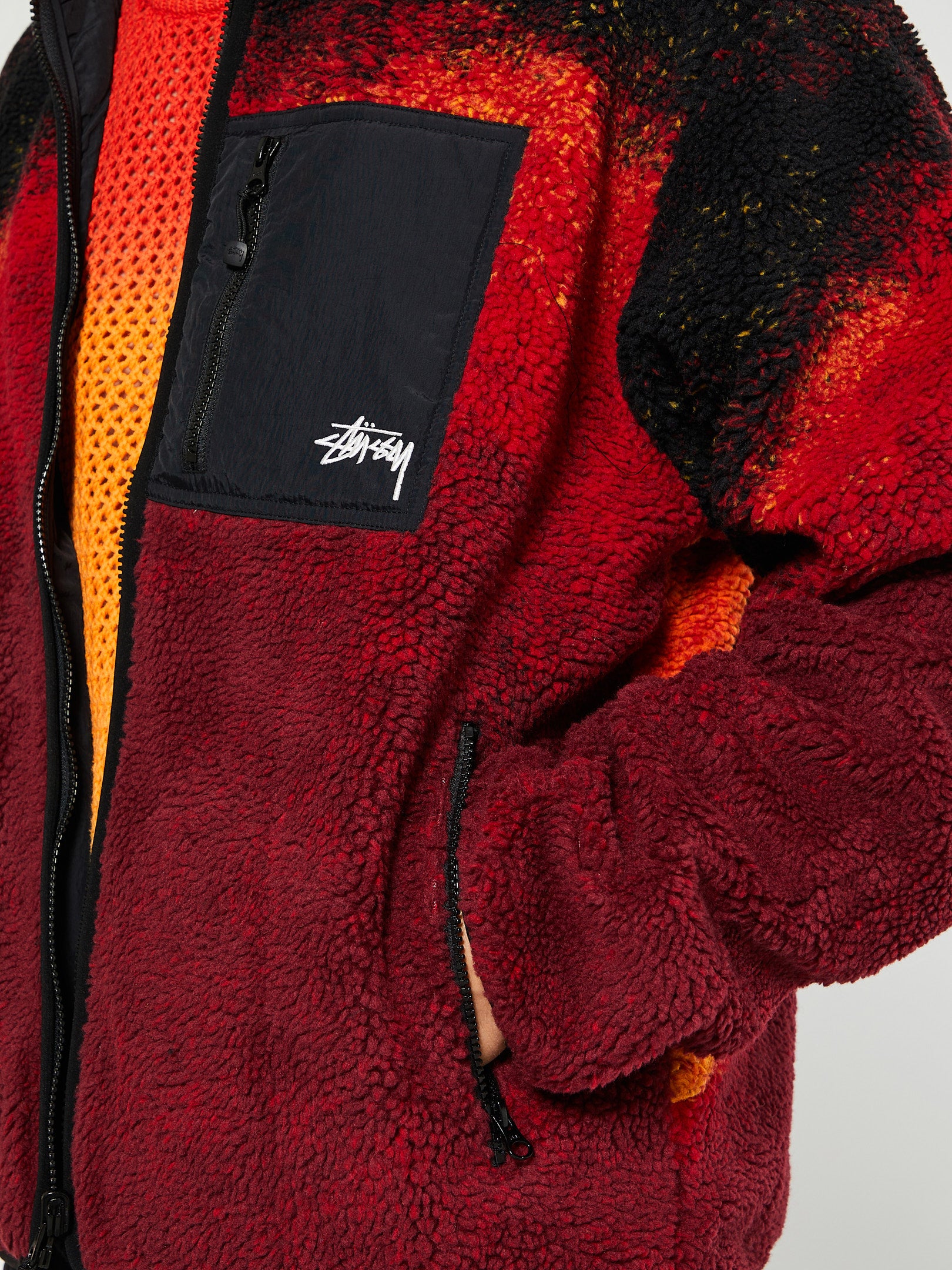 Stüssy - Sherpa Reversible Jacket in Lava – stoy