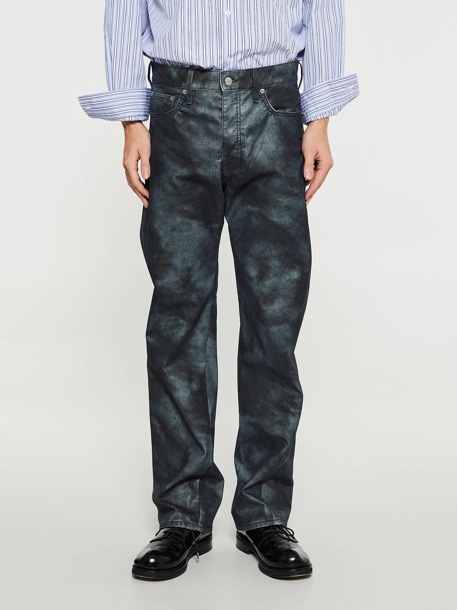 Sunflower - Straight Twist Nubuk Jeans in Navy Washed