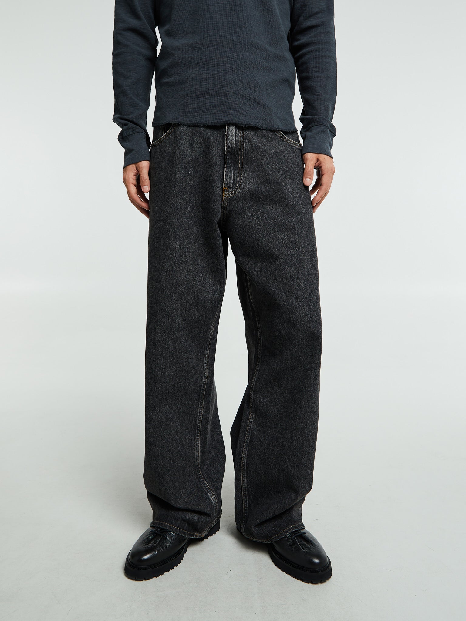 Sunflower - Super Wide Jeans in Black Stone