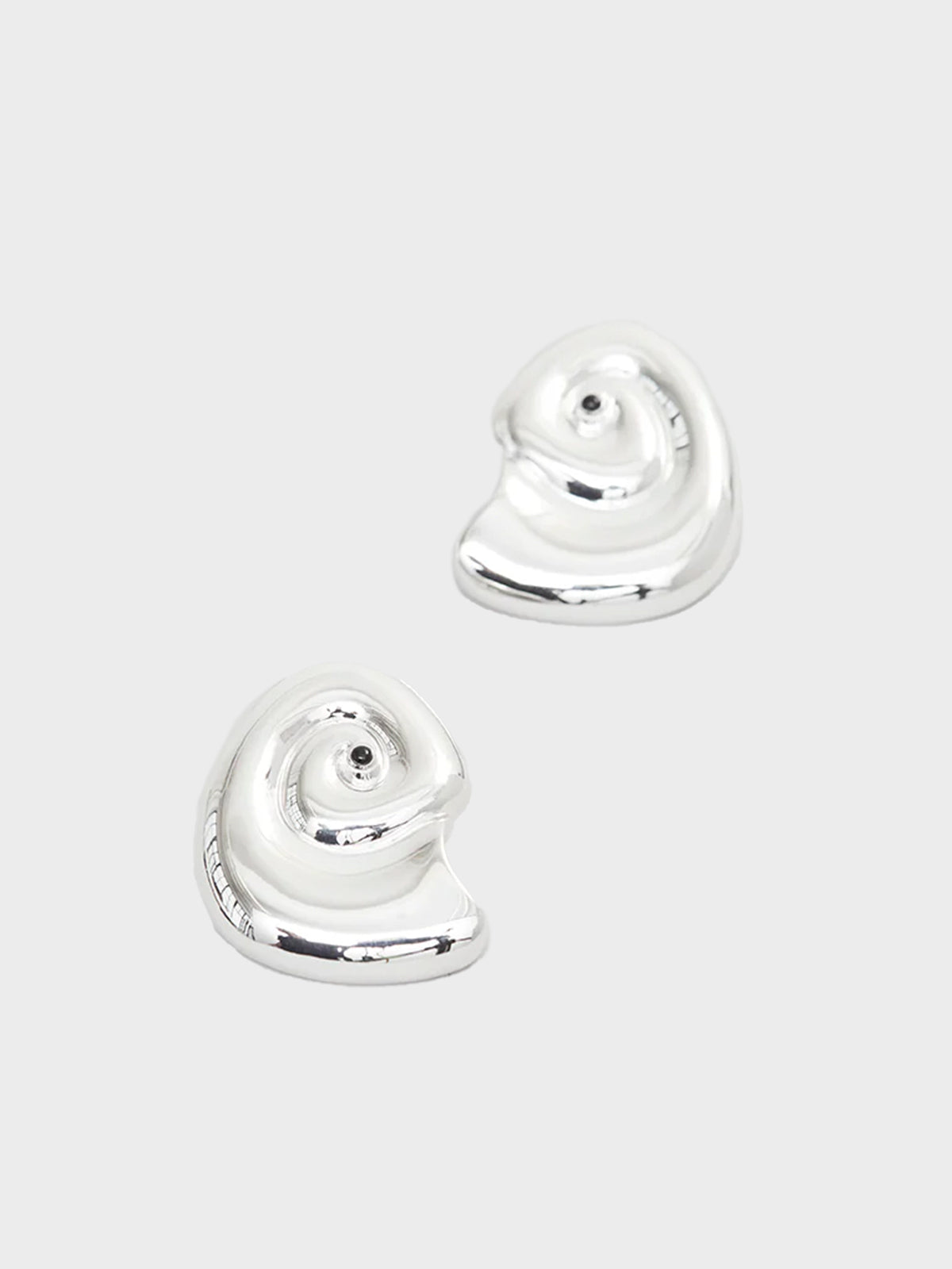 Shield Earring in Silver