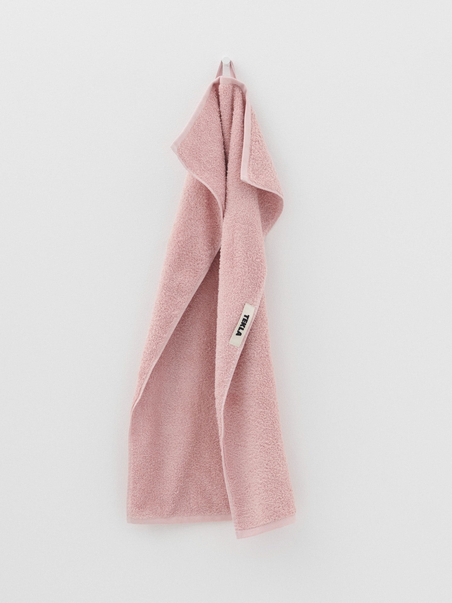 Hand Towel in Shaded Pink