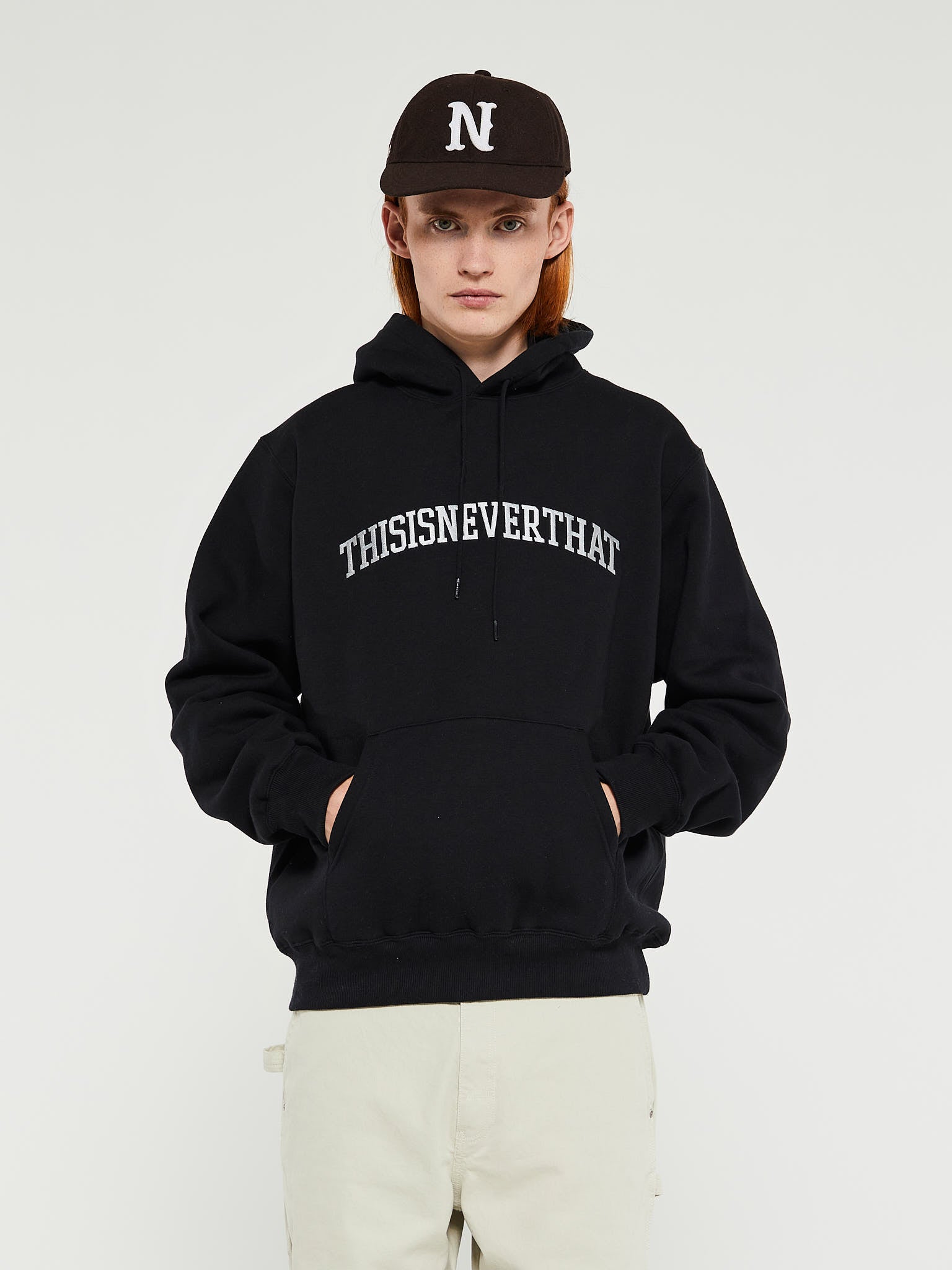 thisisneverthat - Arch Logo Hoodie in Black