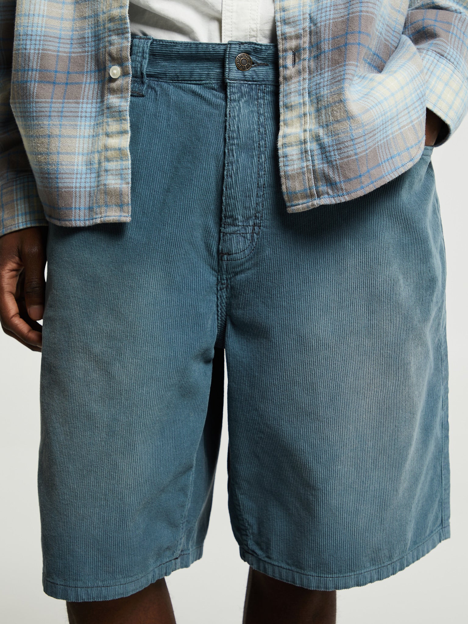 thisisneverthat - Overdyed Corduroy Shorts in Slate