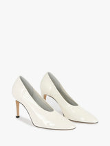 TOTEME - Slip Naplack Pumps in Off-White