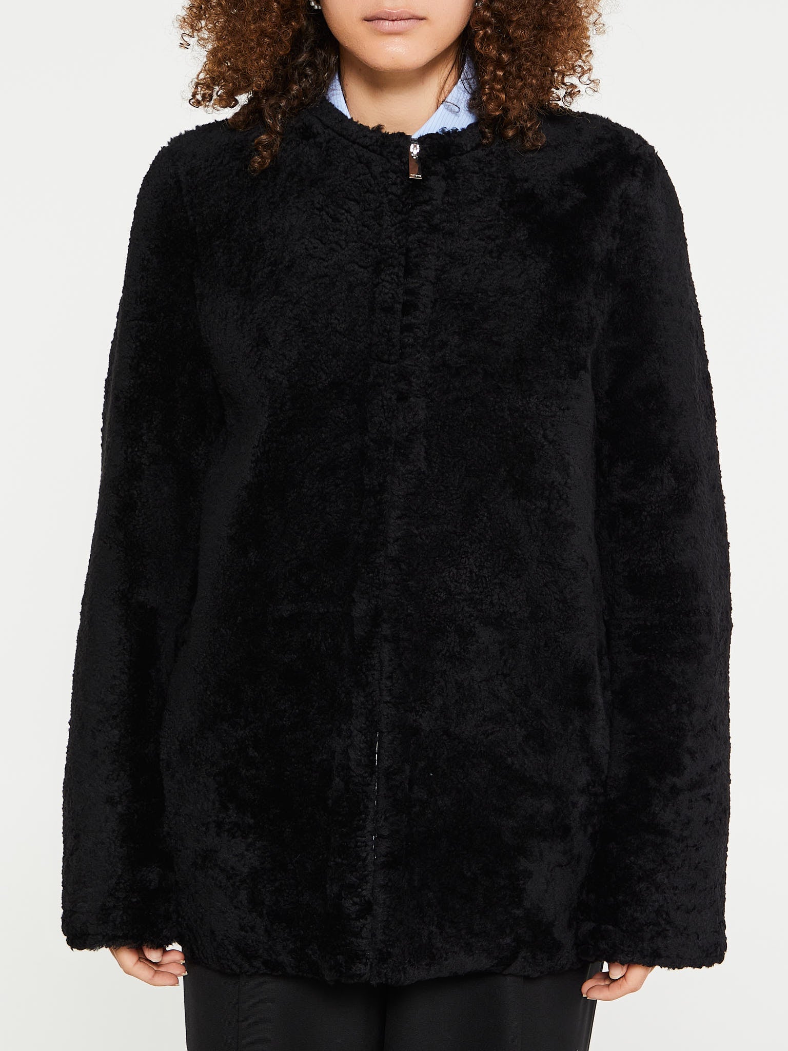 TOTEME - Zipped Teddy Shearling Jacket in Black