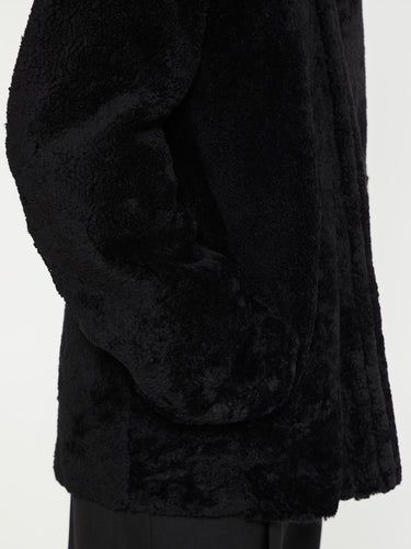 TOTEME - Zipped Teddy Shearling Jacket in Black