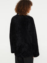 TOTEME - Zipped Teddy Shearling Jacket in Black