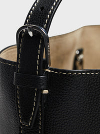 TOTEME - Belted Tote Bag in Black grain