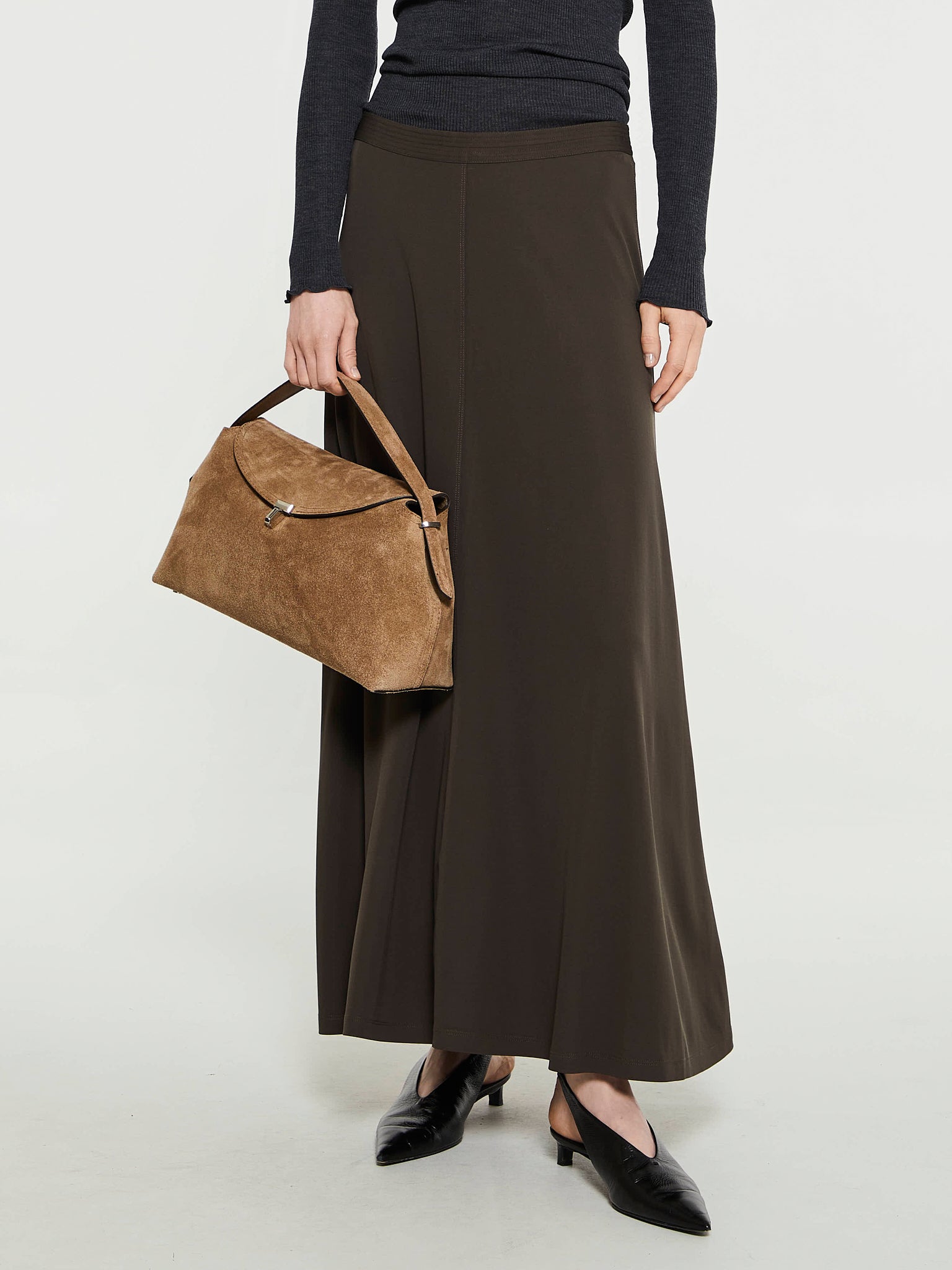 TOTEME - Fluid Jersey Skirt in Pepper