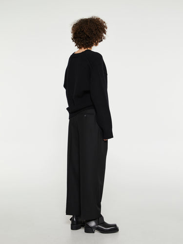TOTEME - Double-Pleated Cropped Trousers in Black