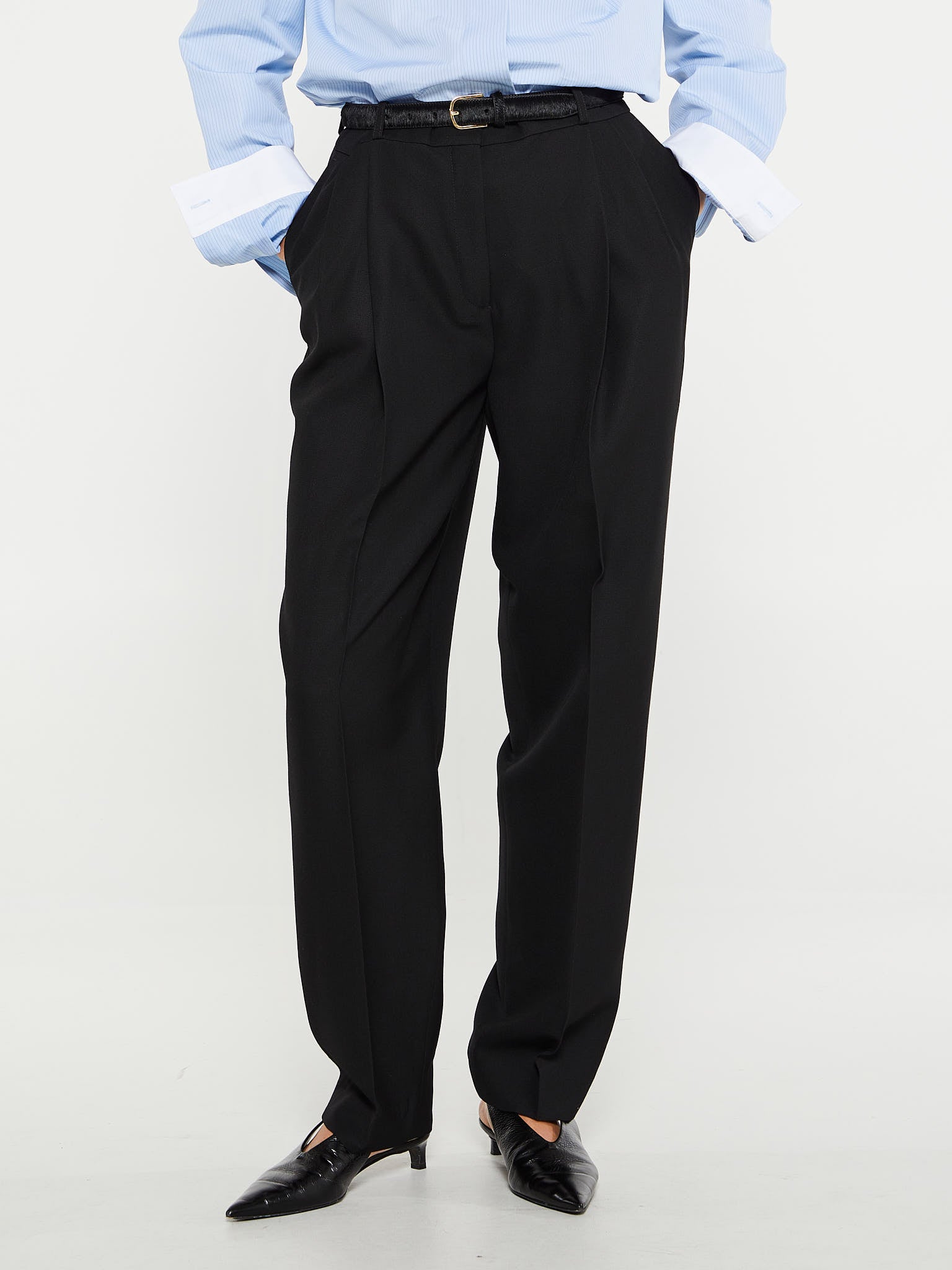 TOTEME - Double-Pleated Tailored Trousers in Black