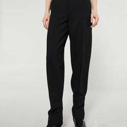 TOTEME - Buckled Slouch Trousers in Black