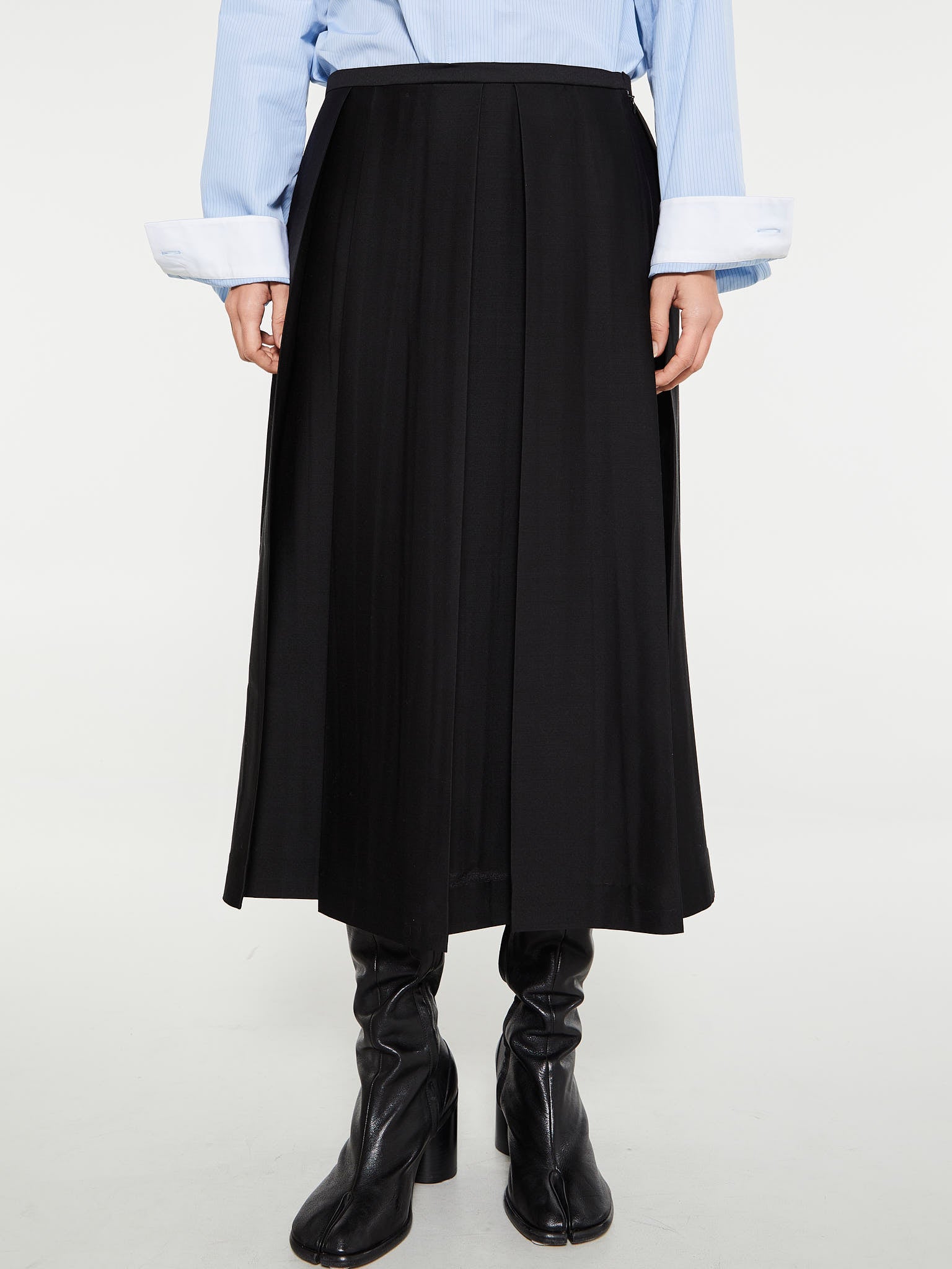 Wool Silk Twinflower Skirt in Black