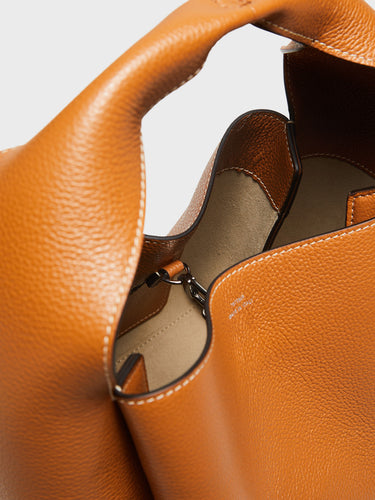 TOTEME - Bucket Bag in Tan