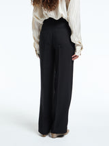 TOTEME - Double-Pleat Fluid Trousers in Black