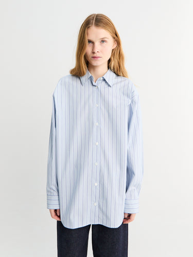 Classic Striped Shirt in Ice/Azure