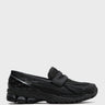 New Balance - 1906 Loafers in Black