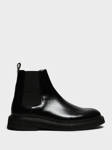 Officer Chelsea Boots in Black Nappa Leather