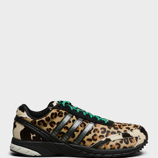 Adidas - Adizero Adios OG W Sneakers in Grey Two, Core Black and Cougar Brown