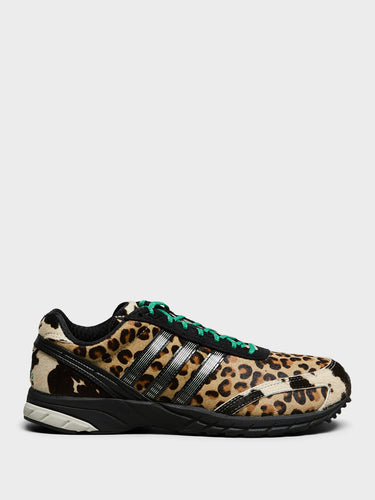 Adidas - Adizero Adios OG W Sneakers in Grey Two, Core Black and Cougar Brown