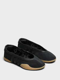 Adidas - Taekwondo Mei Ballet Shoes in Core Black, Footwear White and Gum