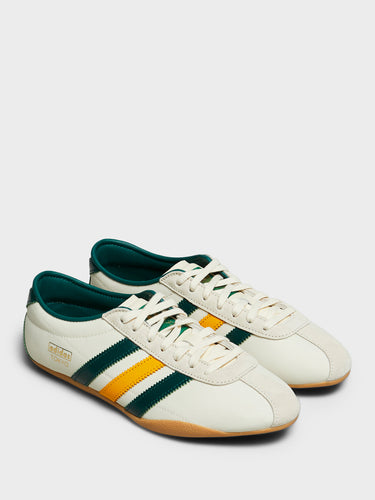 Adidas - W' Tokyo Sneakers in Cream White, Collegiate Green and Gum
