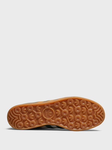 Adidas - Gazelle Indoor Sneakers in Collegiate Green, Cloud White, Gum