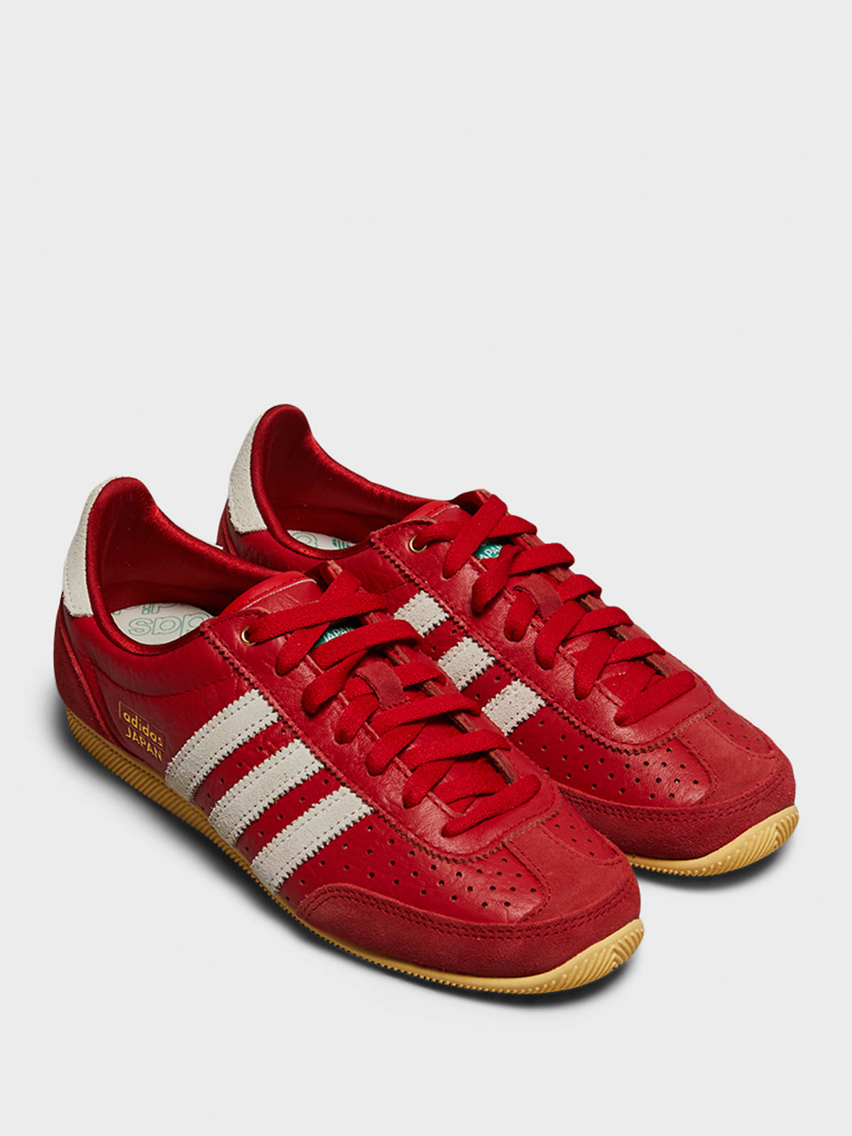 Adidas - Japan W Sneakers in Red And White