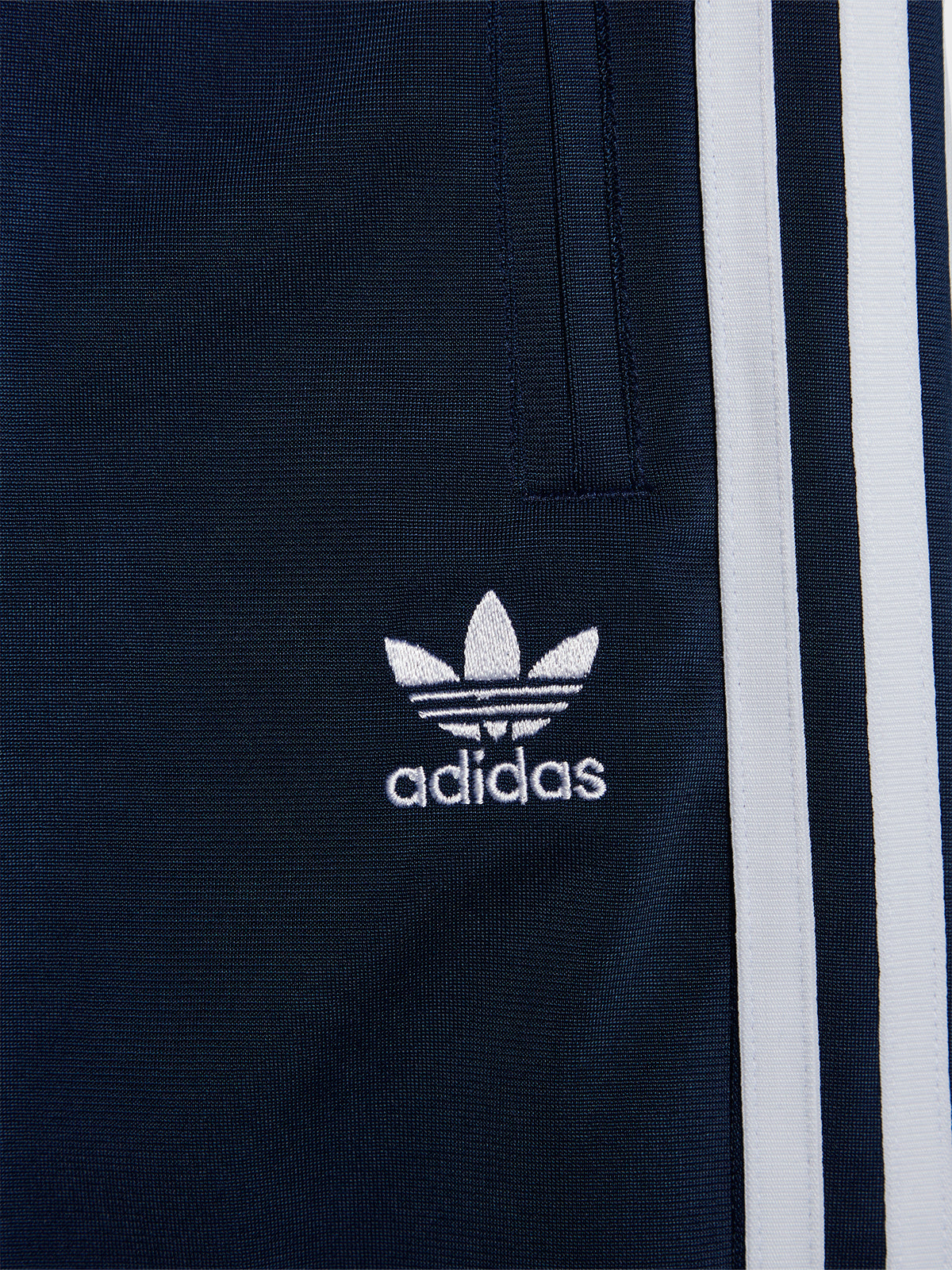 Adidas - Adicolor Firebird Long Shorts in Night Indigo