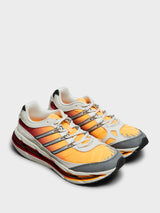 Adidas - ADISTAR HRMY Sneakers in Flash Orange, Grey Six and Team Victory Red