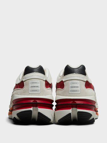 Adidas - ADISTAR HRMY Sneakers in Flash Orange, Grey Six and Team Victory Red