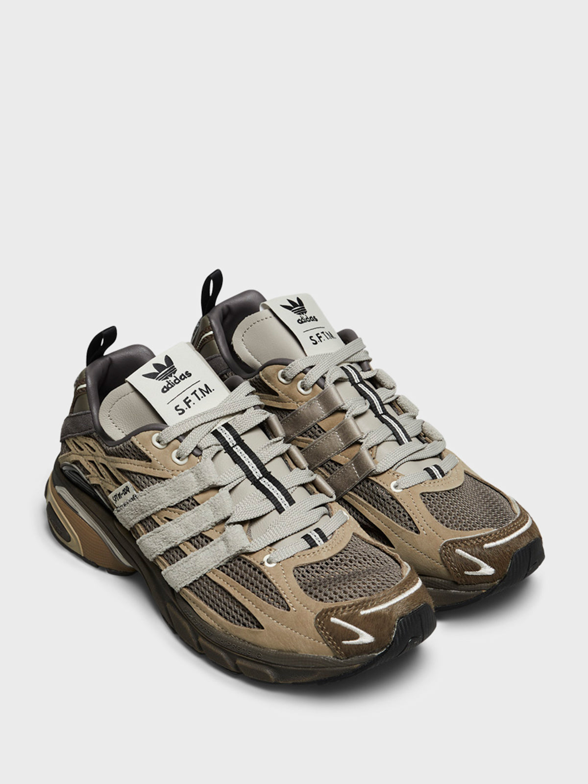 Adidas - Adistar Cushion SFTM Sneakers in Simple Brown, Night Brown and Light Brown