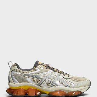 Asics - Gel-Quantum Kinetic Sneakers in Fossil/Pure Silver