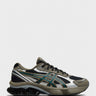 Asics - Gel-Kinetic Fluent Sneakers in Black and Dark Taupe