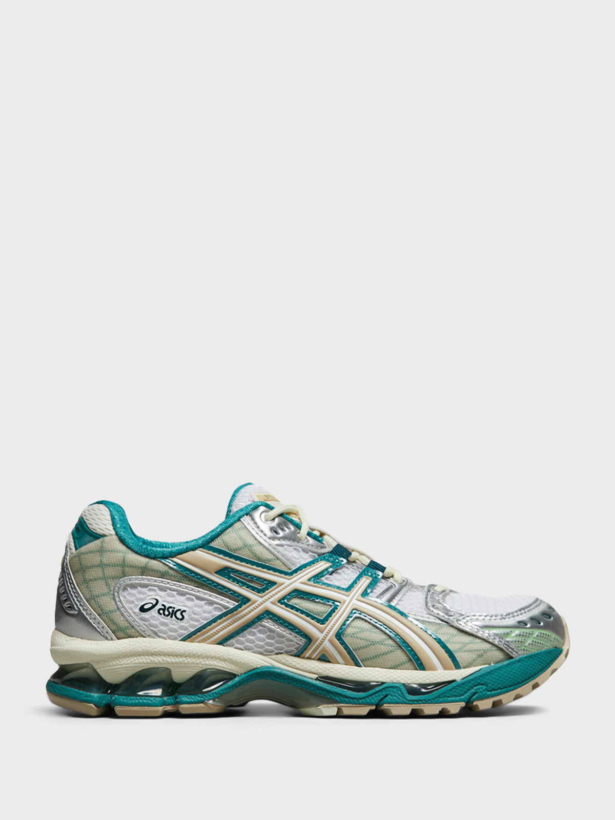 Asics - Gel-Nimbus 10.1 Sneakers in White and Rainy Lake