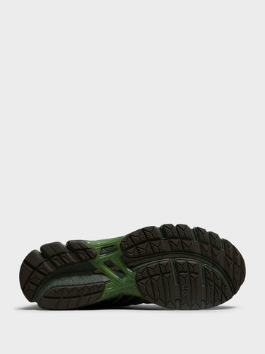 Asics - UB10-S Gel-Kayano 20 Sneakers in Moss and Gunmetal