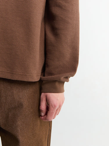 Calm. - Waffle T-Shirt in Brown