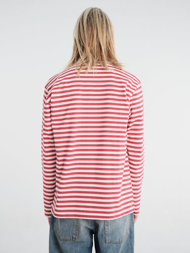 Comme des Garçons PLAY - U T-Shirt Red Emblem Knit in Red