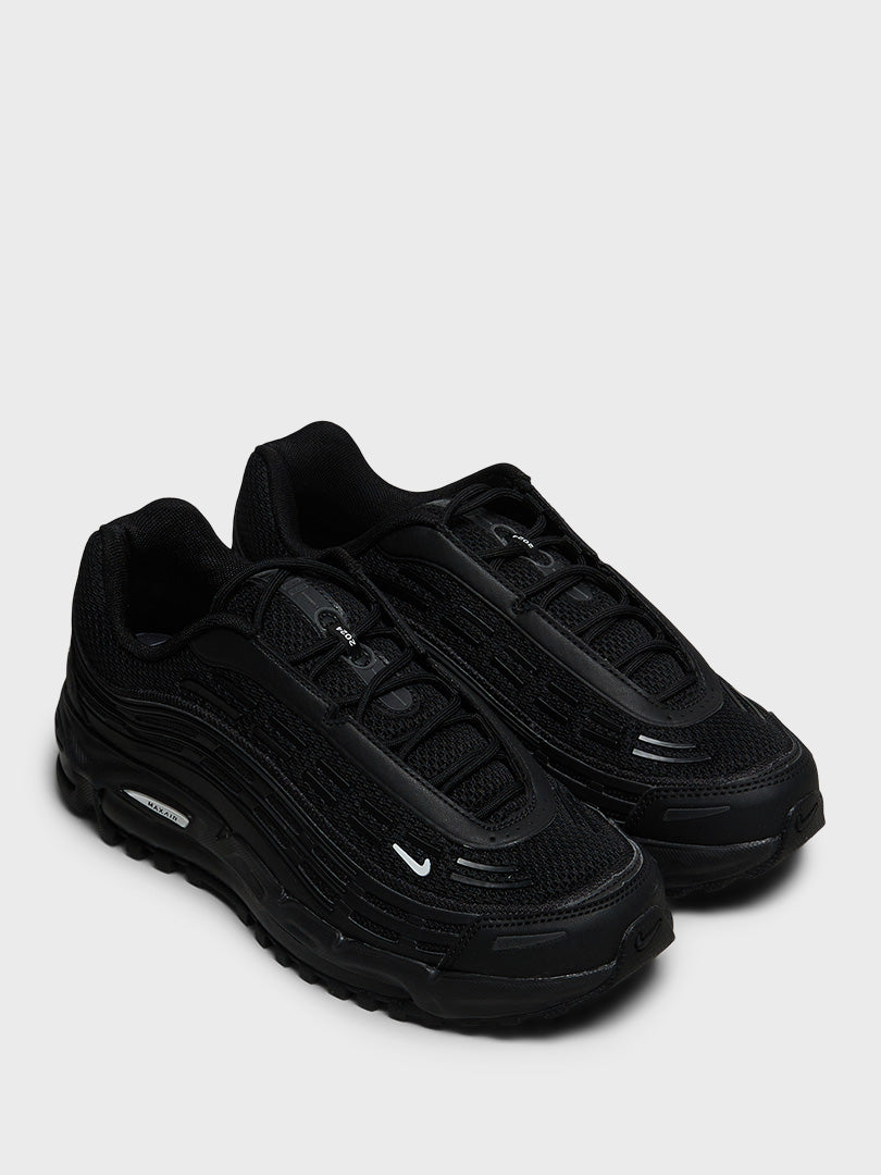 Comme des Garçons Homme Plus - Comme des Garçons Homme Plus Nike Air Max TL2.5 in Black