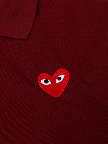 Comme des Garçons PLAY - U T-Shirt Red Emblem Knit in Burgundy