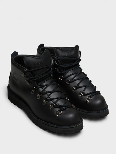 Danner - Women's Mountain Light Shoes in Black